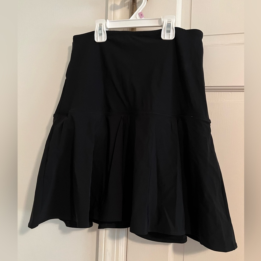 LANDS END Swim Skirt size 14 Black Flounce Hem Beautiful 🌴NWT